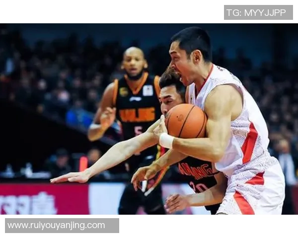 CBA赛场上一幕感人瞬间震撼全场 球员间的真挚情谊令人热泪盈眶 CBA赛场上一幕感人瞬间震撼全场 球员间的真挚情谊令人热泪盈眶